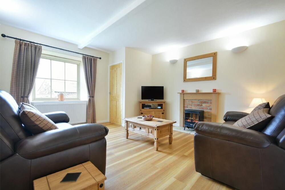 Dryden Cottage Bamburgh Exterior photo